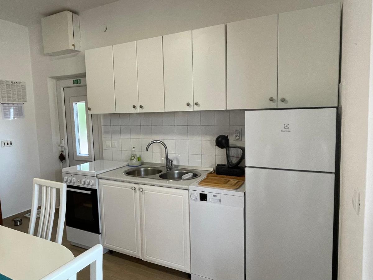 Apartman Emilija Vinišće Dış mekan fotoğraf